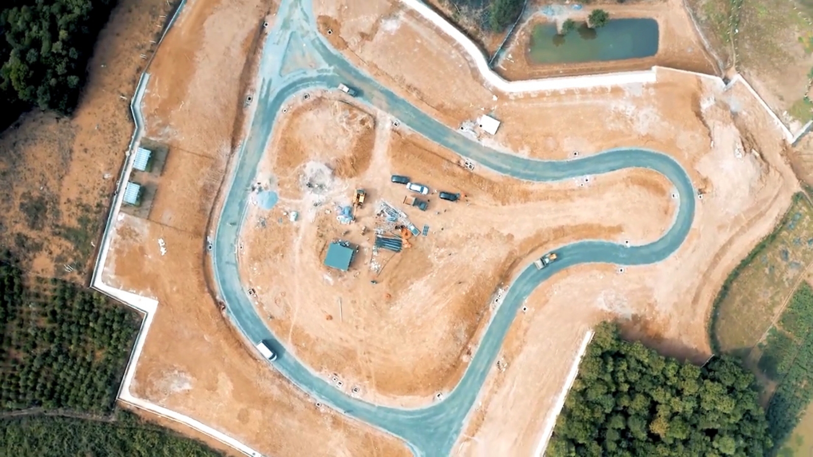 LÀNG CHÂU ÂU MELORITA HÒA LẠC