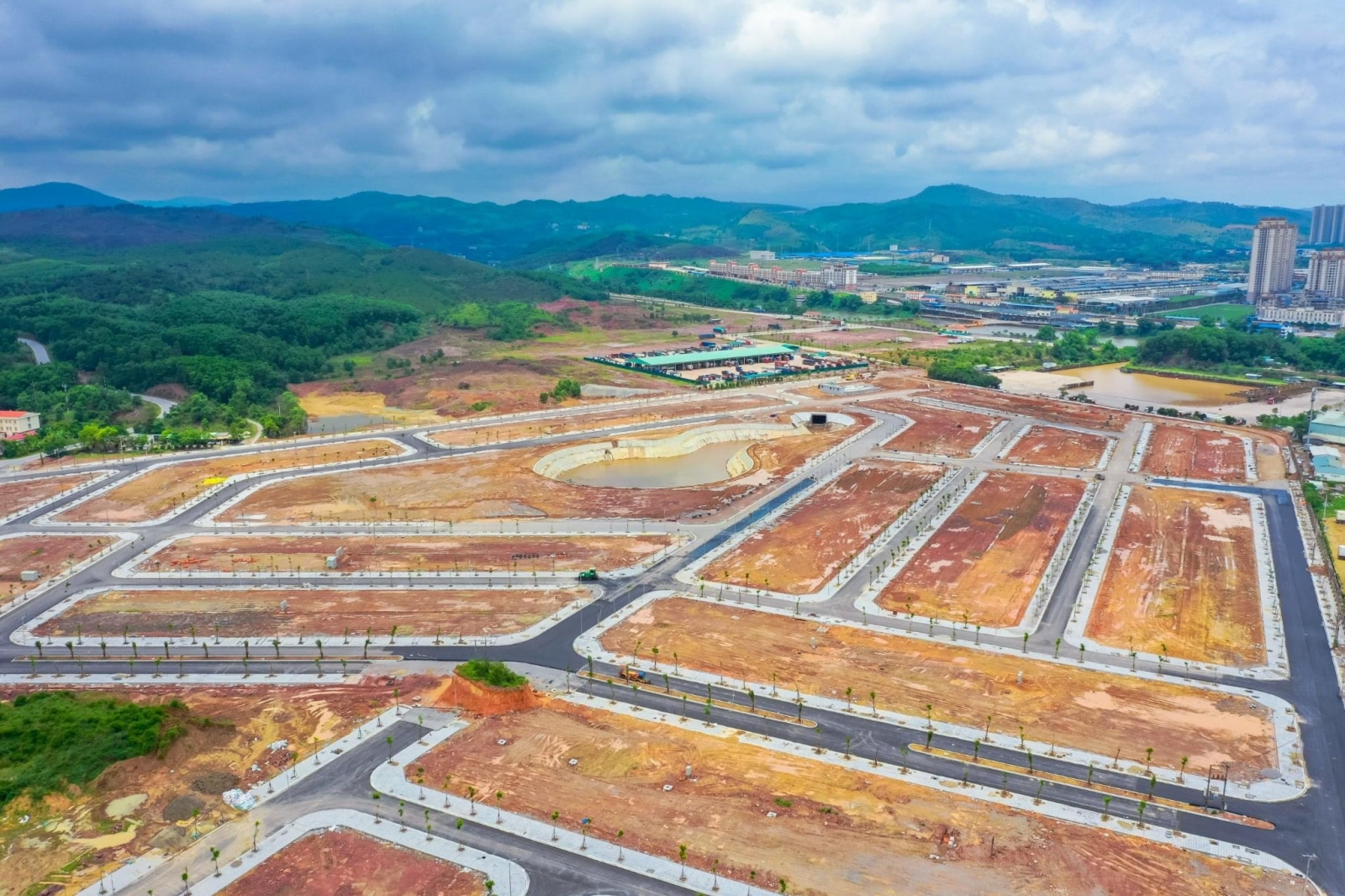 HP NAIA CITY MÓNG CÁI