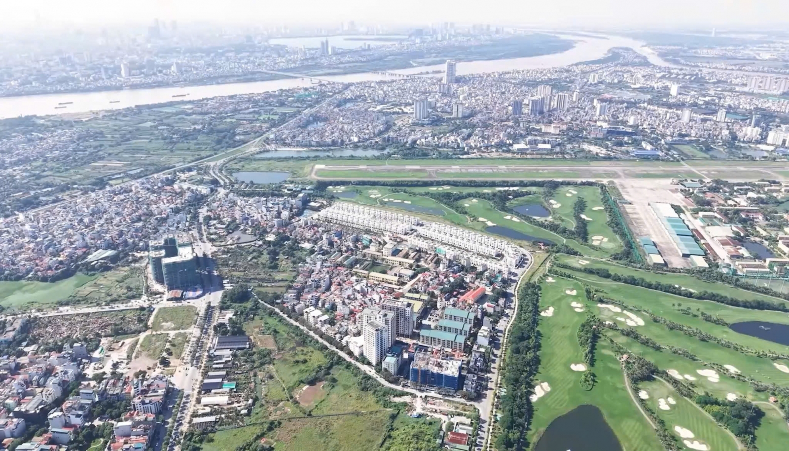 Biệt thự Long Biên Golf Villas