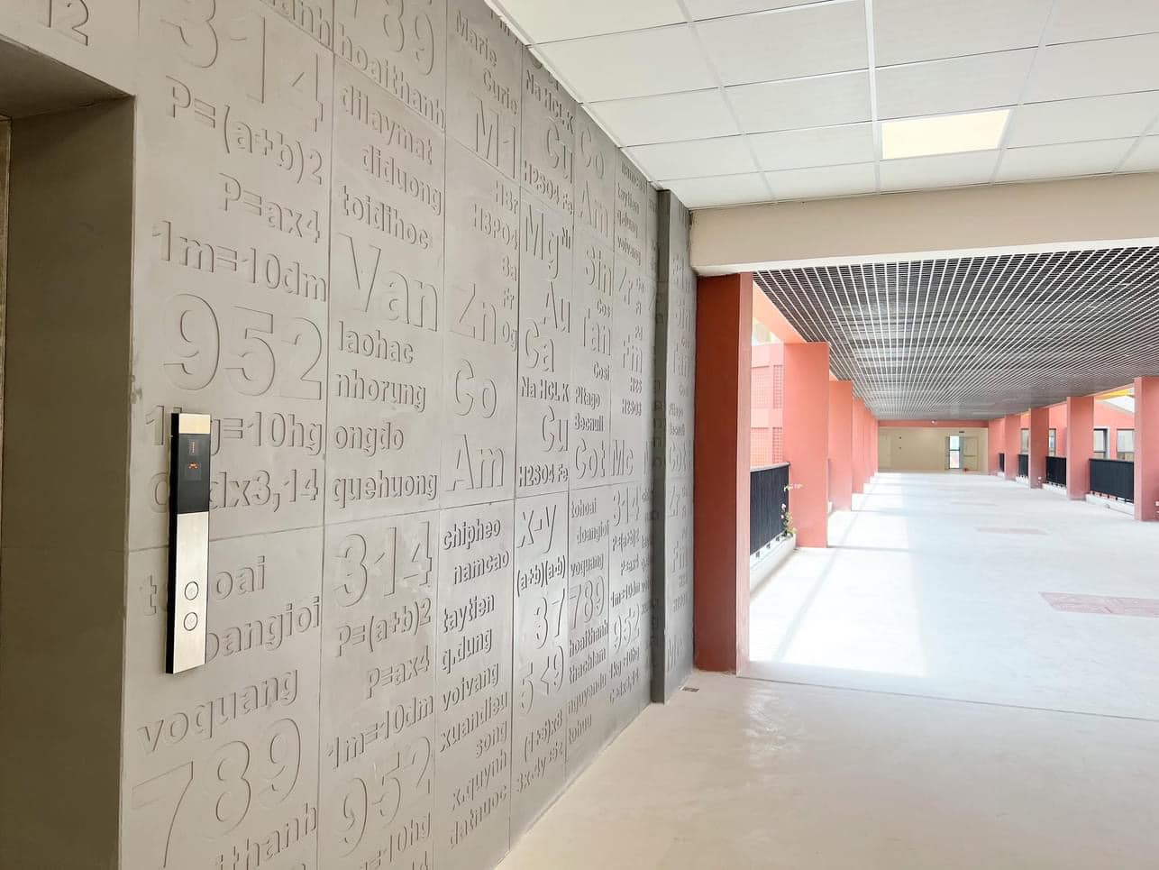 Marie Curie Long Biên lớp học