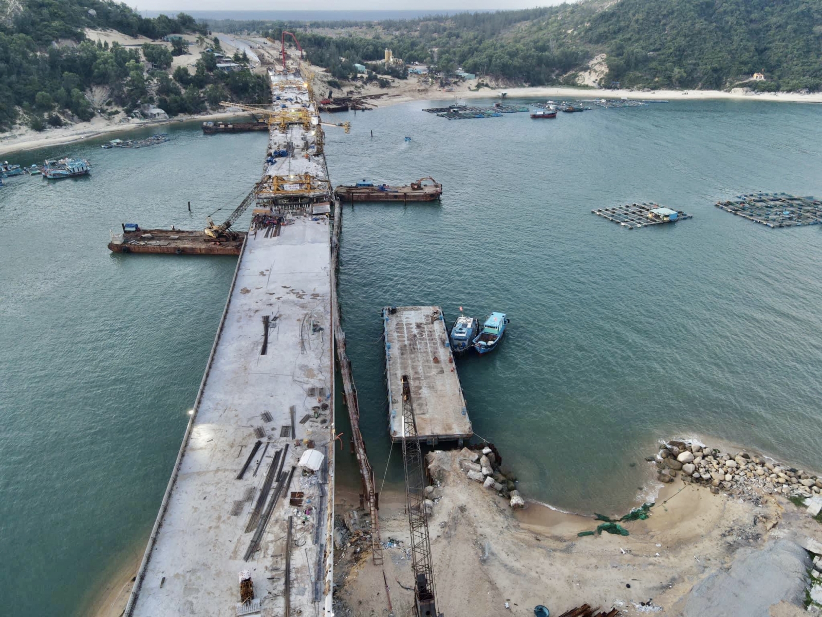 cầu đề gi bình định