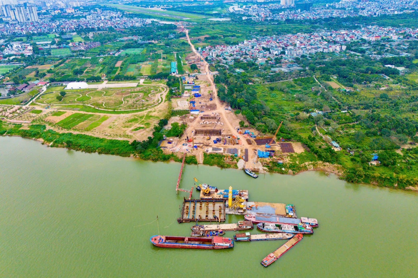 Điểm cuối cầu Trần Hưng Đạo 