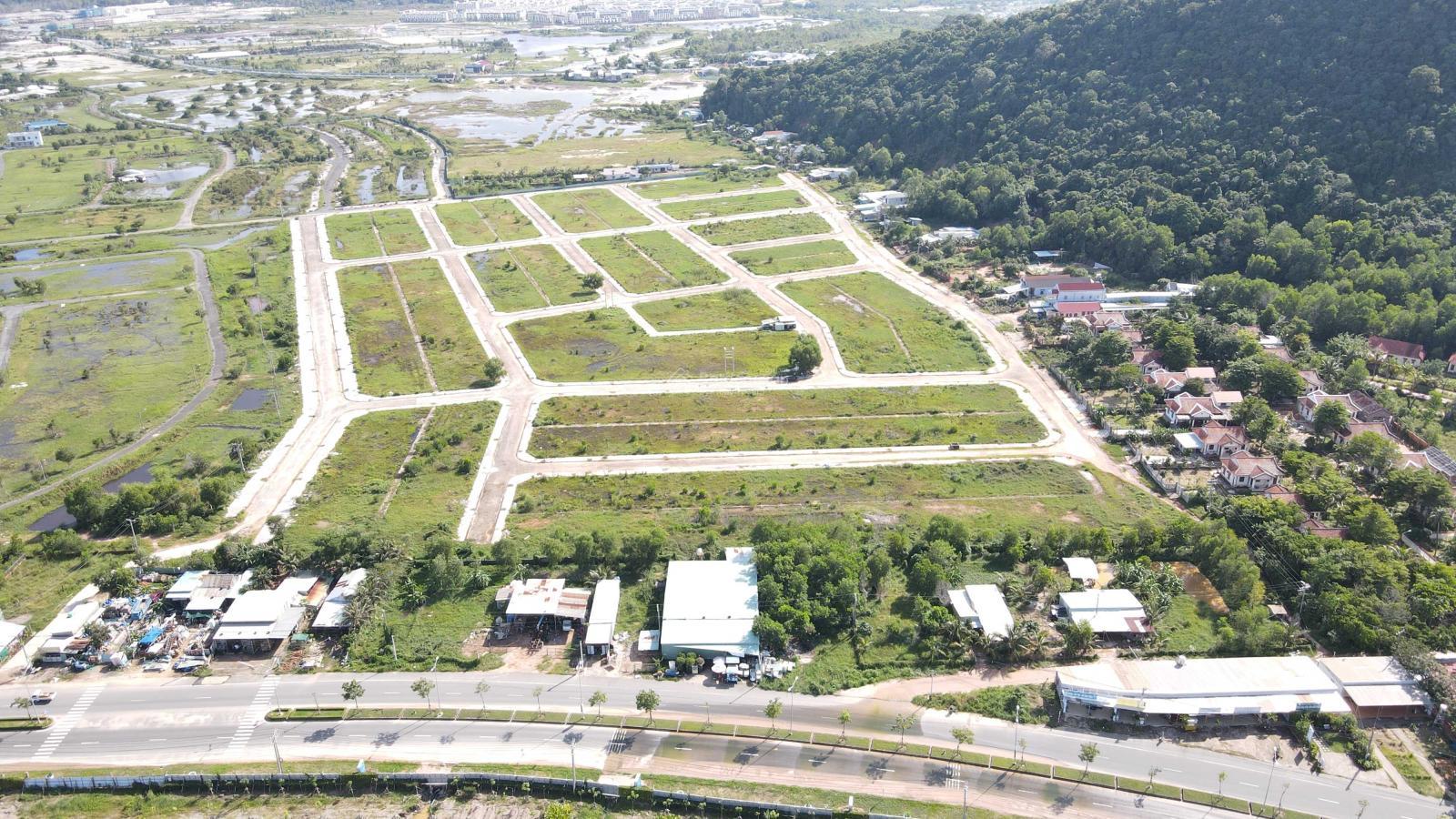 Giá bán Khu nhà gia đình Suối Lớn Vùng 5 Hải Quân