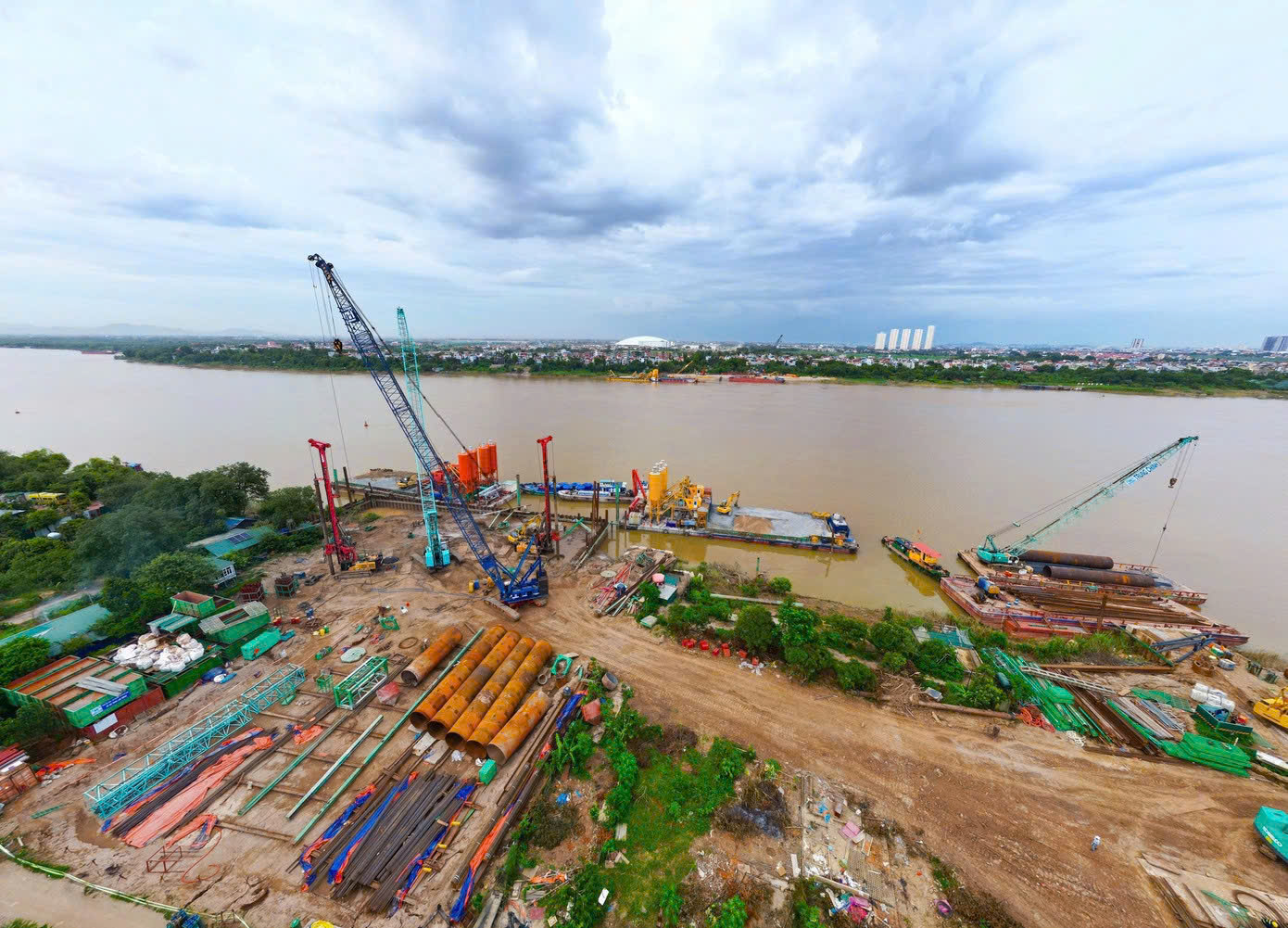 Tiến độ cầu Tứ Liên tháng 8