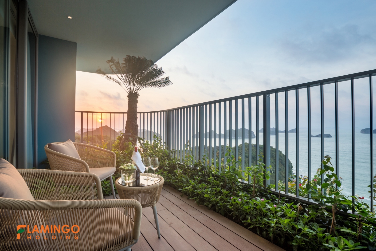 Biệt thự trên không 5* mặt tiền biển – Flamingo Cát Bà Sky Villas