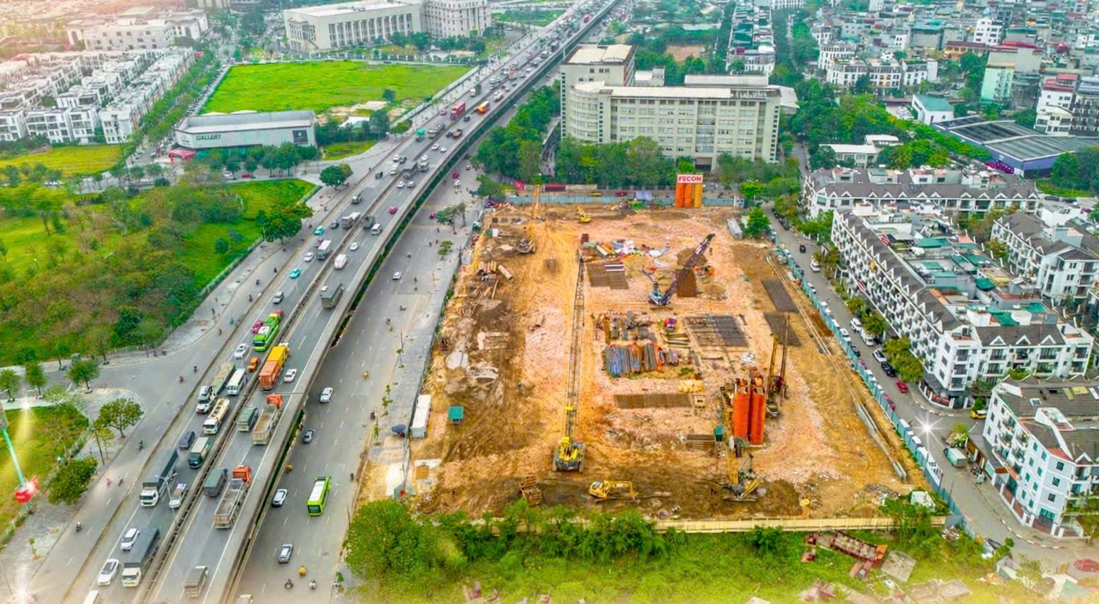 Tiến độ Nhà ở xã hội Hacinco Nguyễn Xiển tháng 4/2026 thi công phần móng cọc