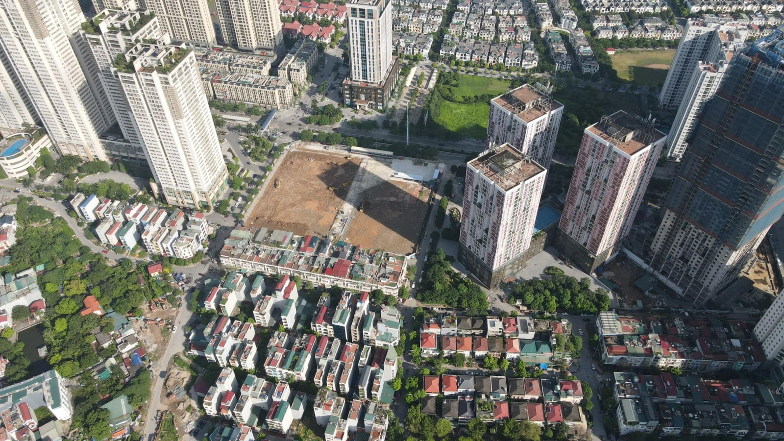 the charm an hưng hà đông