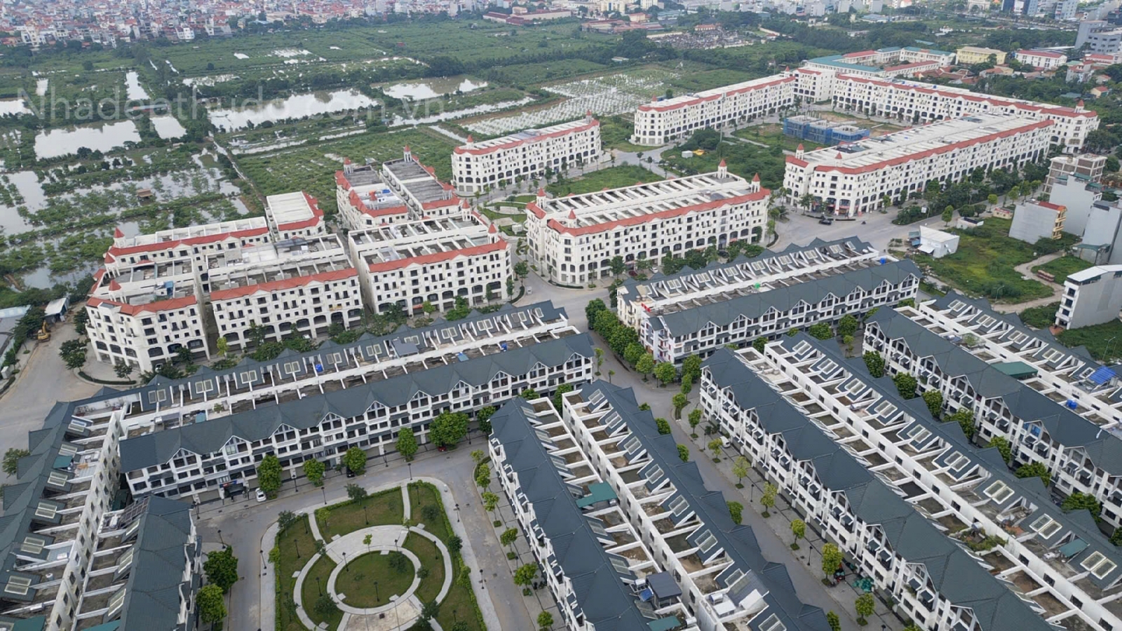 Gần Công viên Hoàng gia Hinode Kim Chung Di Trạch