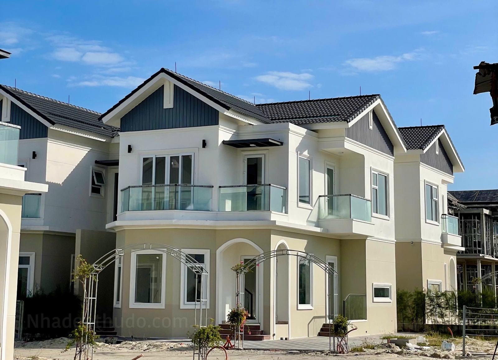 Biệt thự song lập tại dự án MHDI Cam Ranh - Khu nhà ở Sĩ quan Vùng 4 Hải Quân